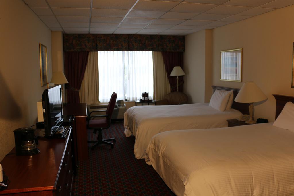 Imperial Swan Hotel And Suites Лейкленд Номер фото