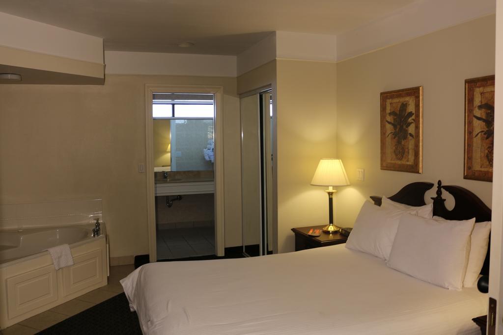 Imperial Swan Hotel And Suites Лейкленд Номер фото